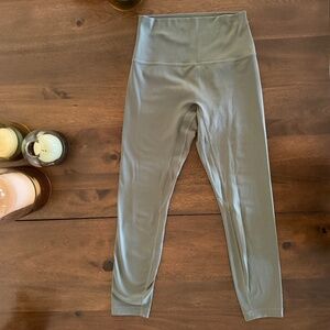 Like NEW! lululemon Align No Line™ High-Rise Pant 25" size 6 - Palm Deco